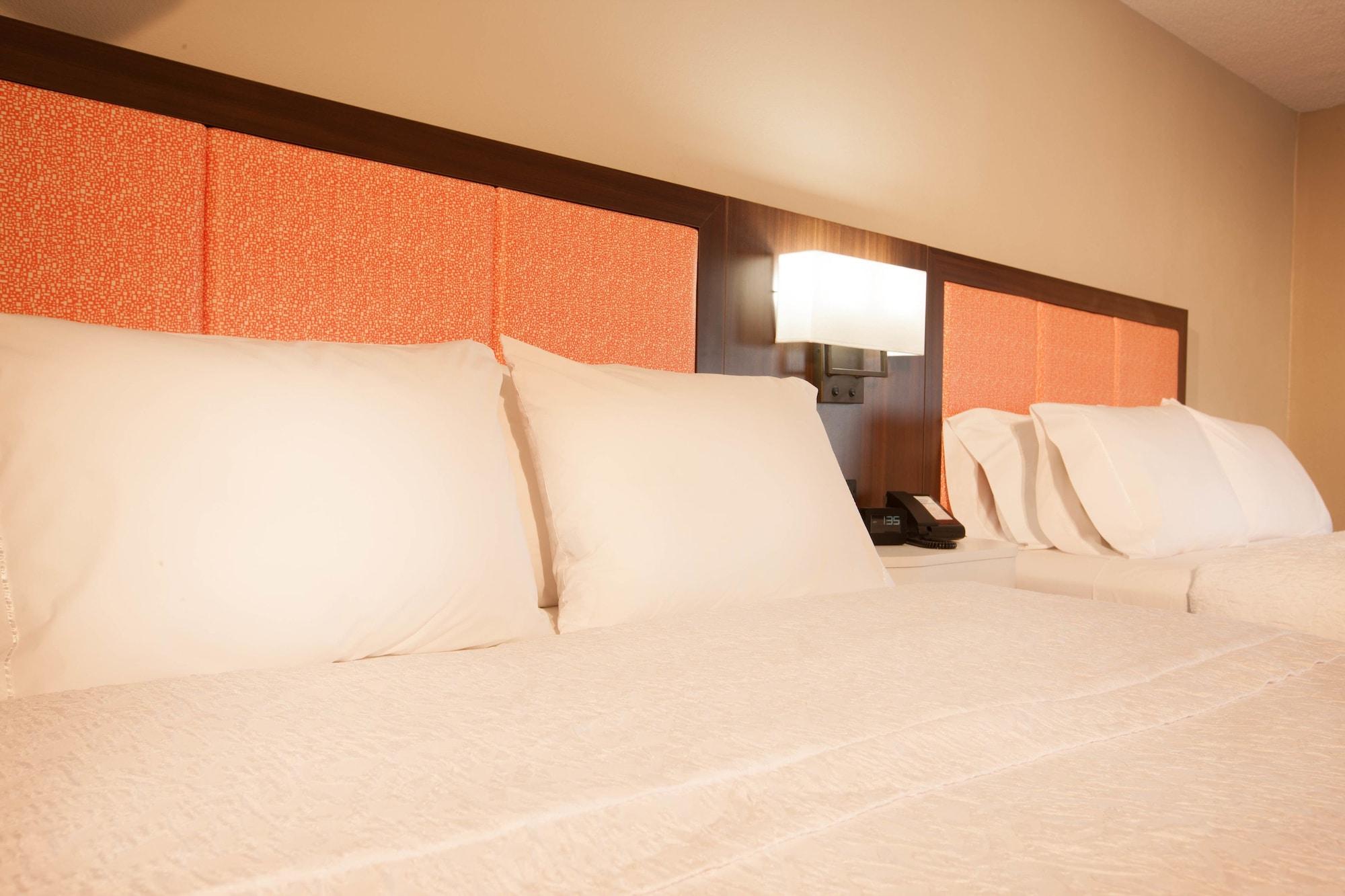 Hampton Inn Pennsville Εξωτερικό φωτογραφία