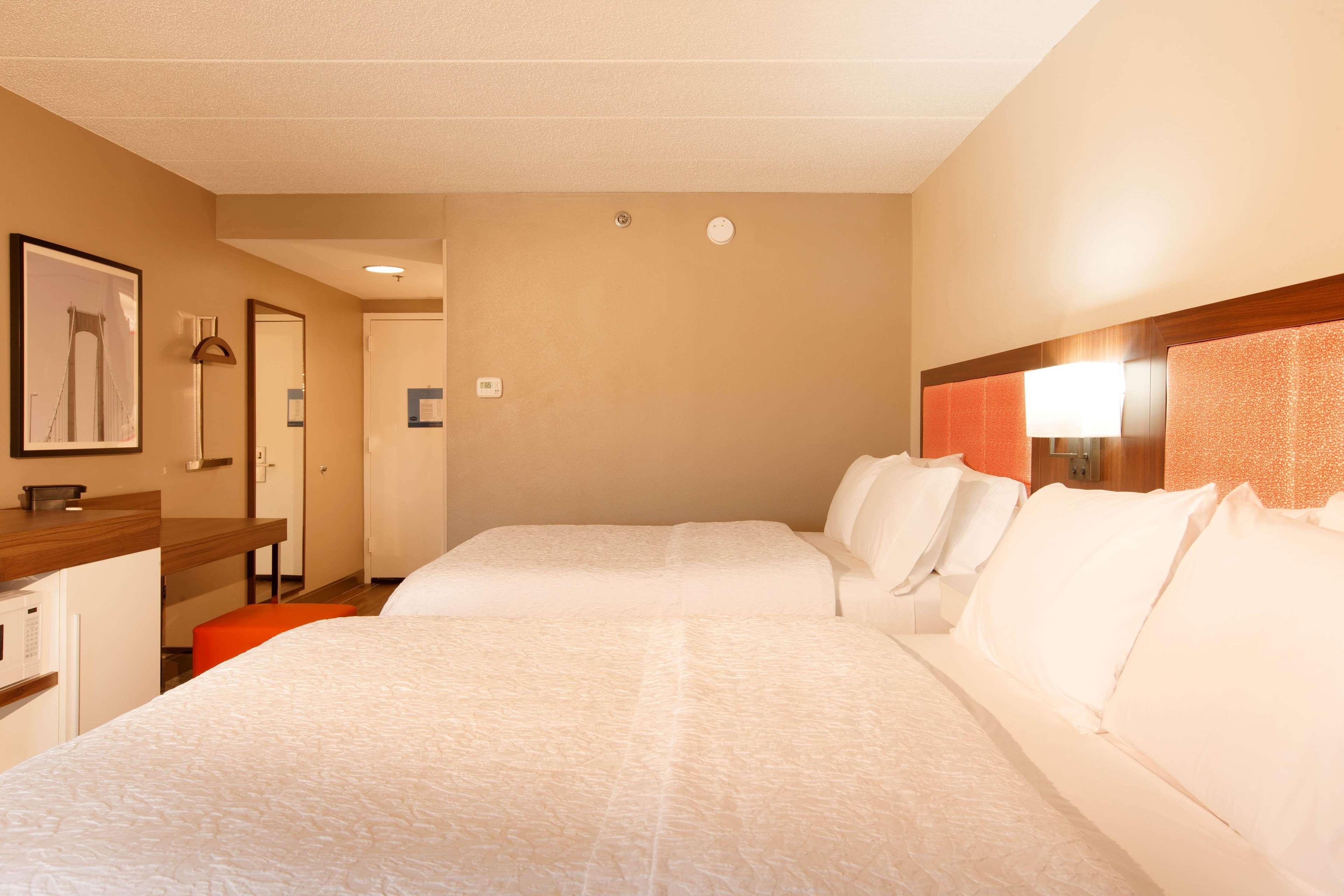 Hampton Inn Pennsville Εξωτερικό φωτογραφία