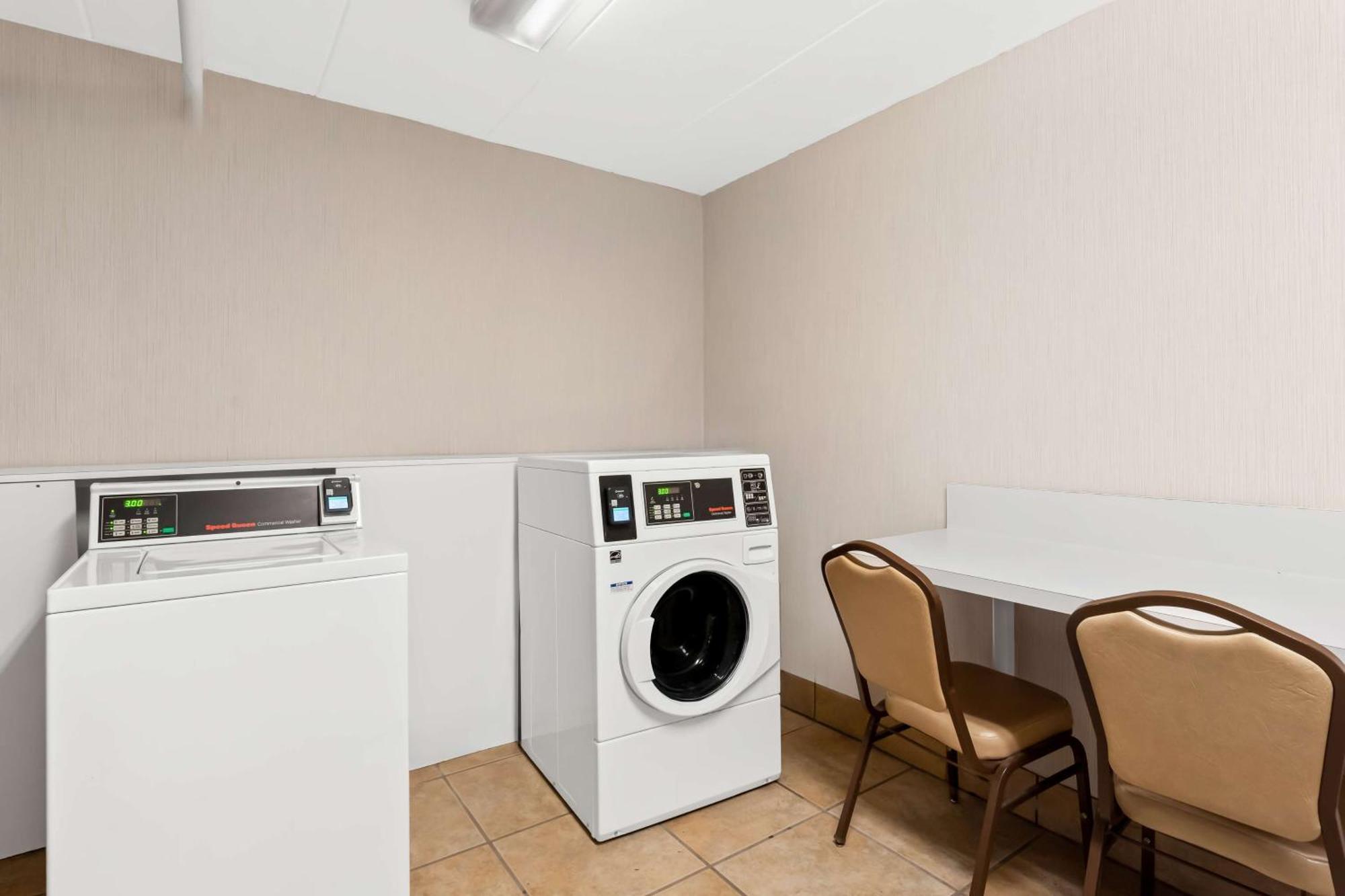 Hampton Inn Pennsville Εξωτερικό φωτογραφία