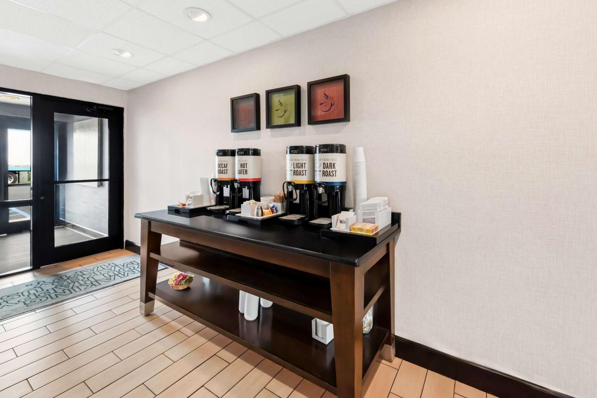 Hampton Inn Pennsville Εξωτερικό φωτογραφία