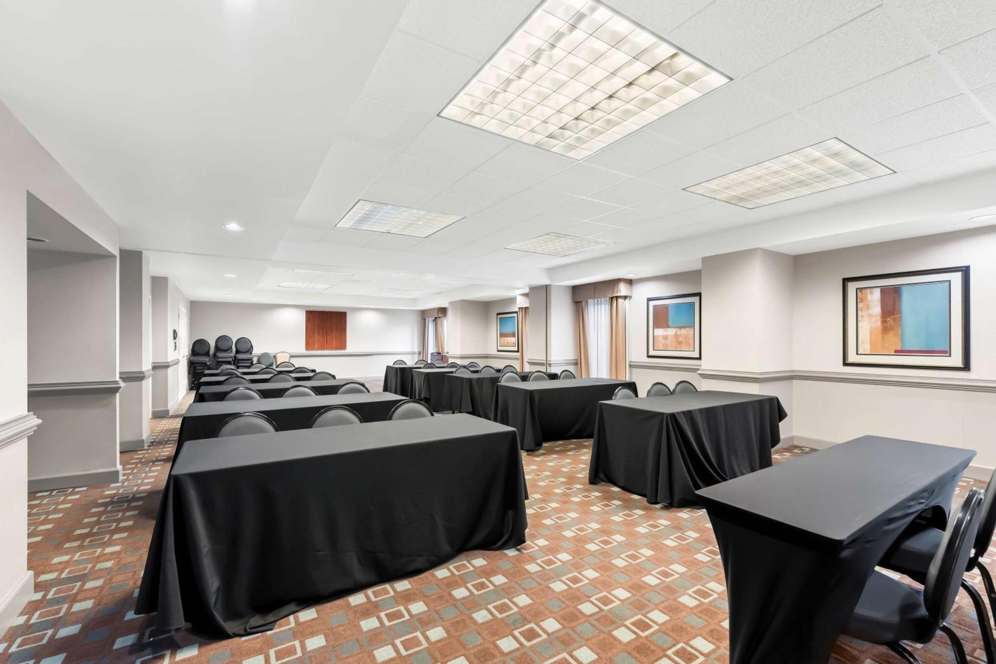 Hampton Inn Pennsville Εξωτερικό φωτογραφία