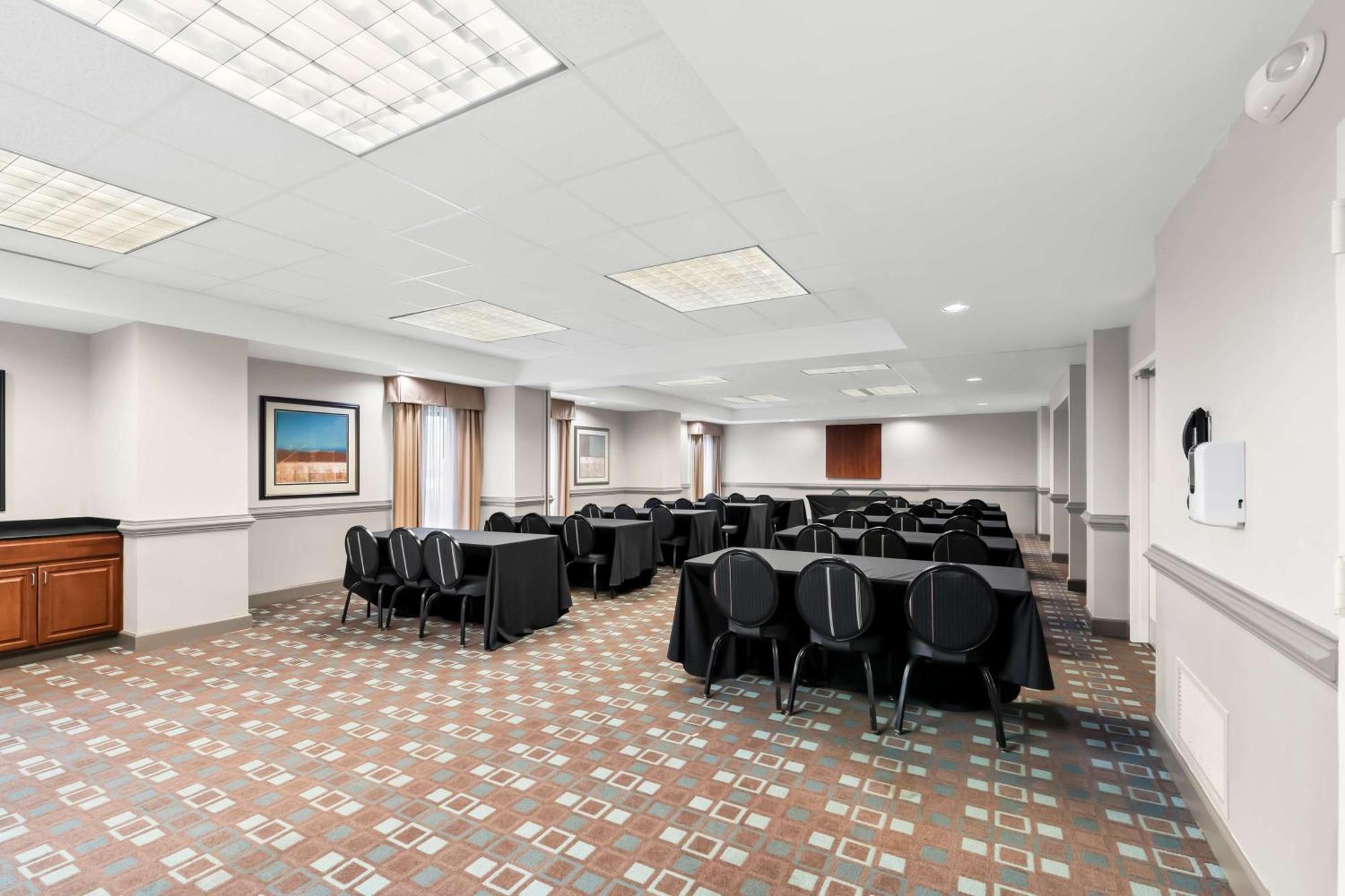 Hampton Inn Pennsville Εξωτερικό φωτογραφία